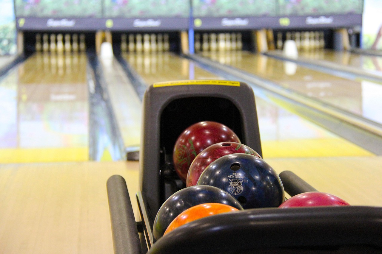 Cricket bowling